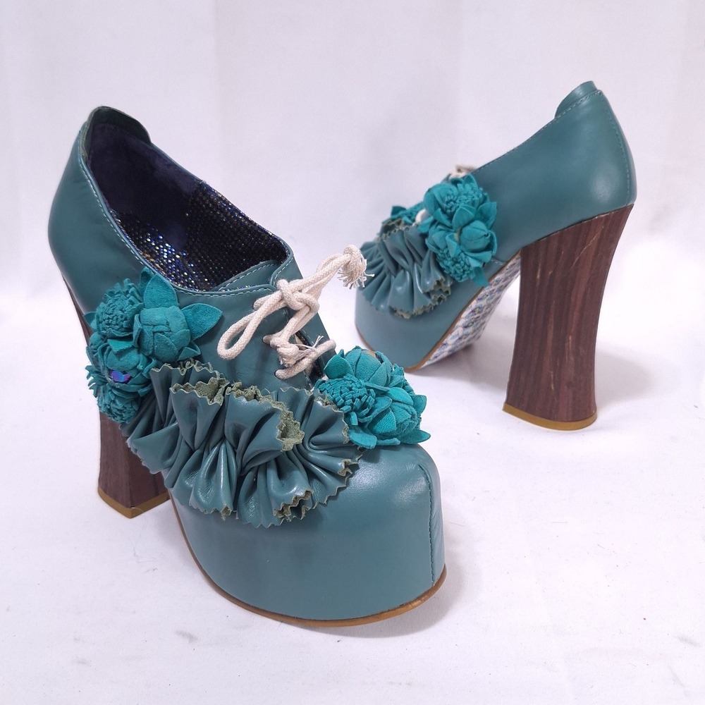 Irregular Choice Pertrisha Leather Floral Ruffle Platform Heels Womens‎ 6.5 Teal